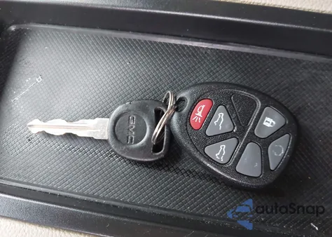 2010 GMC Yukon Denali из США, поврежденный, VIN 1GKUKEEF0AR179373